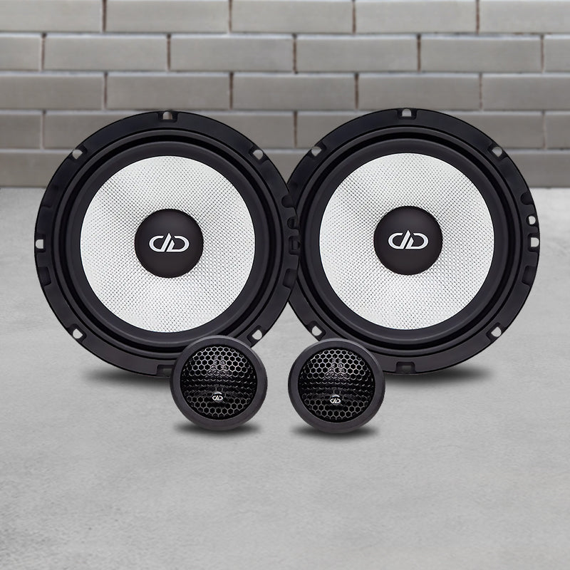Front view of D-C6.5b component speaker pair highlighting elegant design, strong motor structure, and detailed acoustic performance.