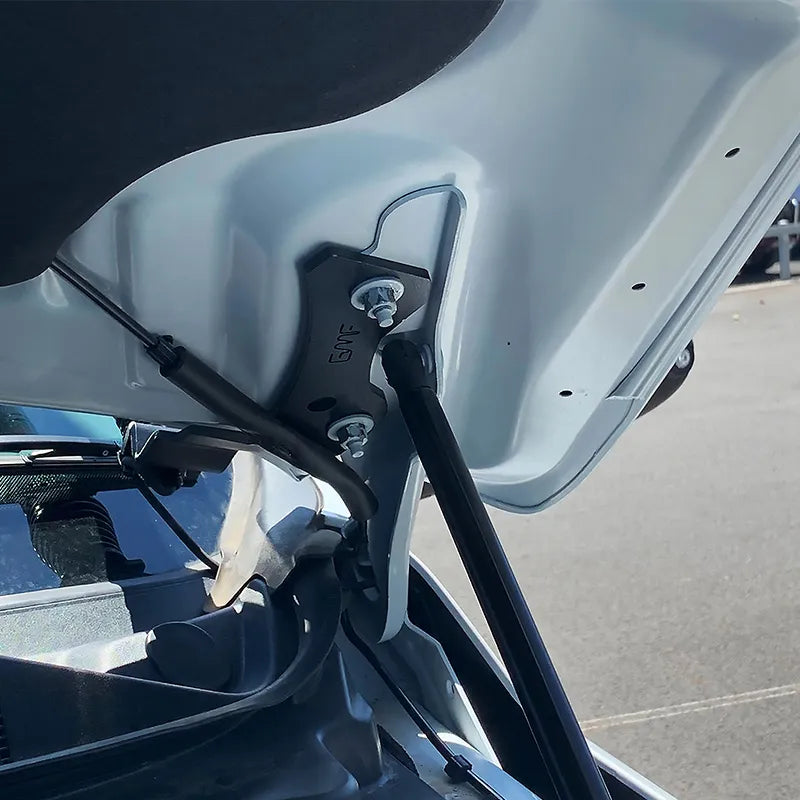 GMF4x4 BB-032P (032P-BB) UHF Antenna Bonnet Bracket To Suit Dodge RAM 2500 2019+ - Passenger Side