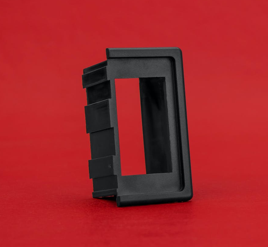STEDI ROKHOLD-END End Panel Holder Housing for Rocker Switches