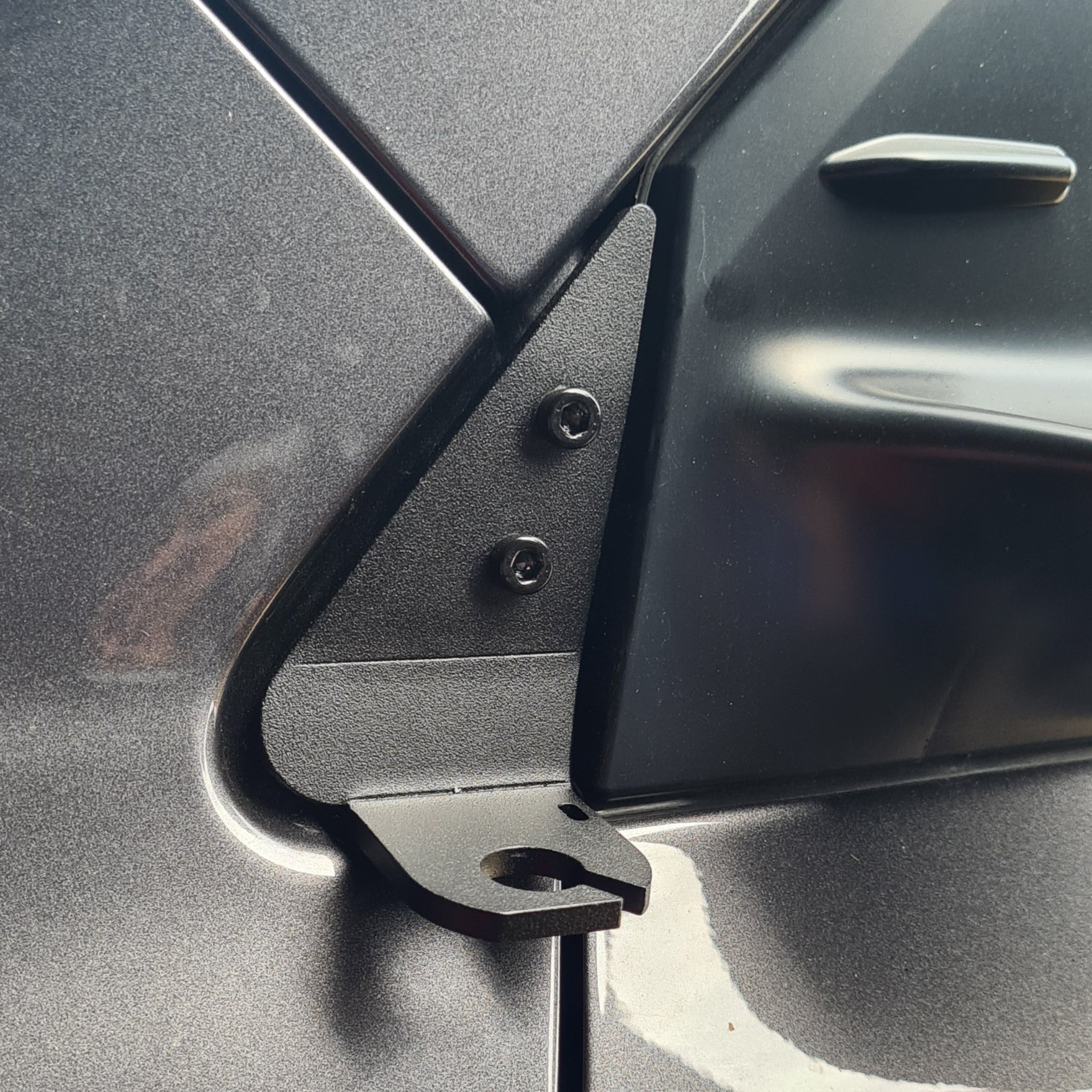 GMF4x4 MB-213 Toyota LandCruiser LC200 Series 2007-2014 Passenger Side Mirror UHF Antenna Bracket