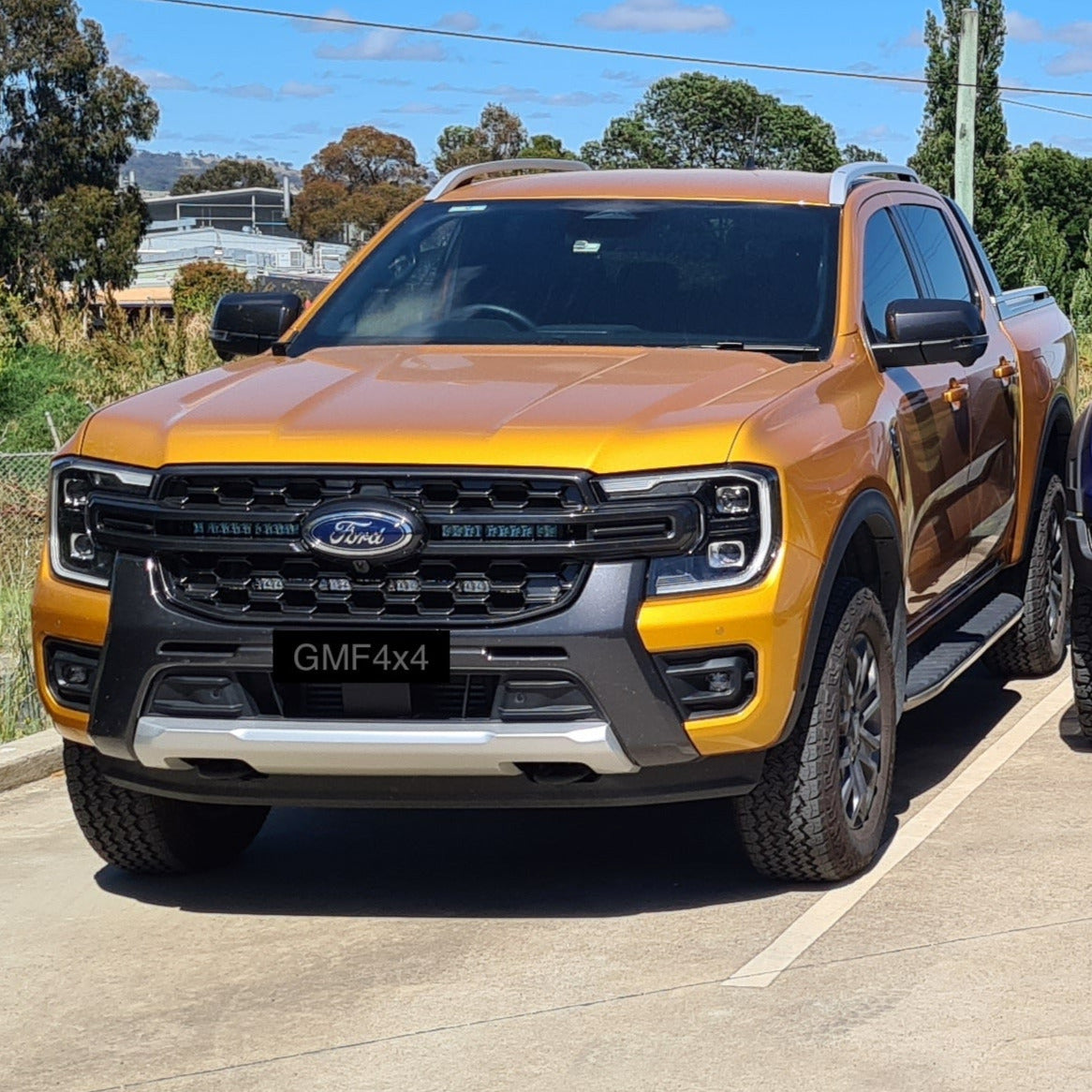 GMF4x4 3002-LED Ford Ranger RA 2022+ Grille Dual 10 Inch LED Lightbar Kit