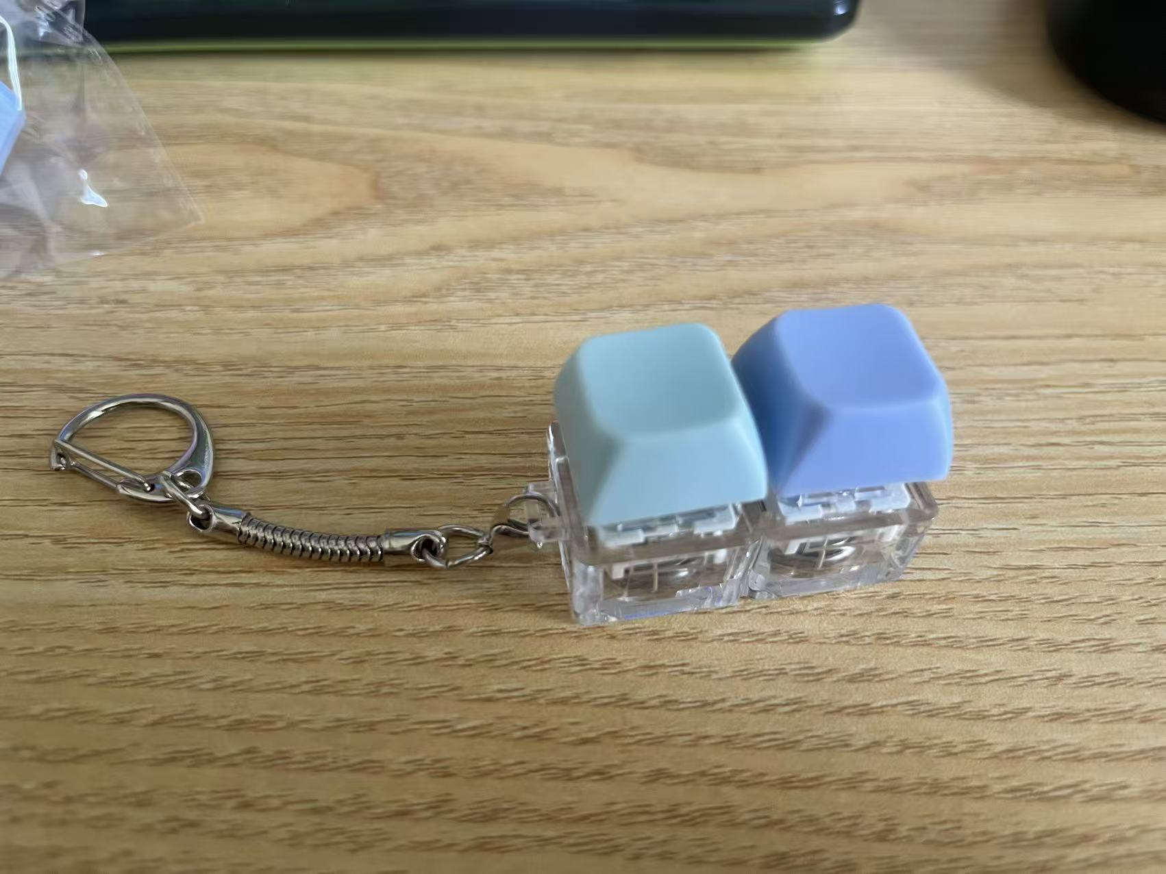 ADHIX ADXAURA - LED Light Mechanical Keycap Keychain Fidget Clicker