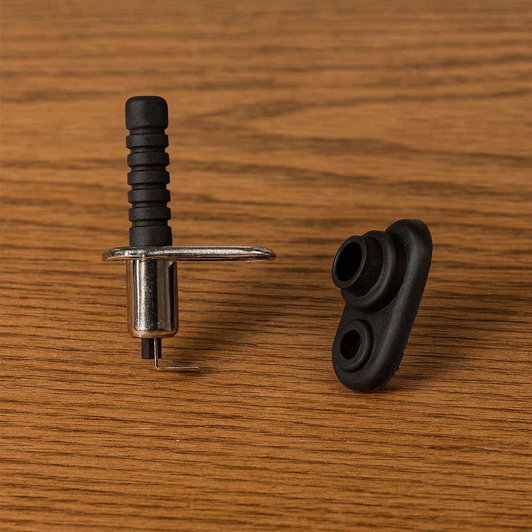 Stainless steel pin switch 320402 with rubber boot cover for Australian weather protection