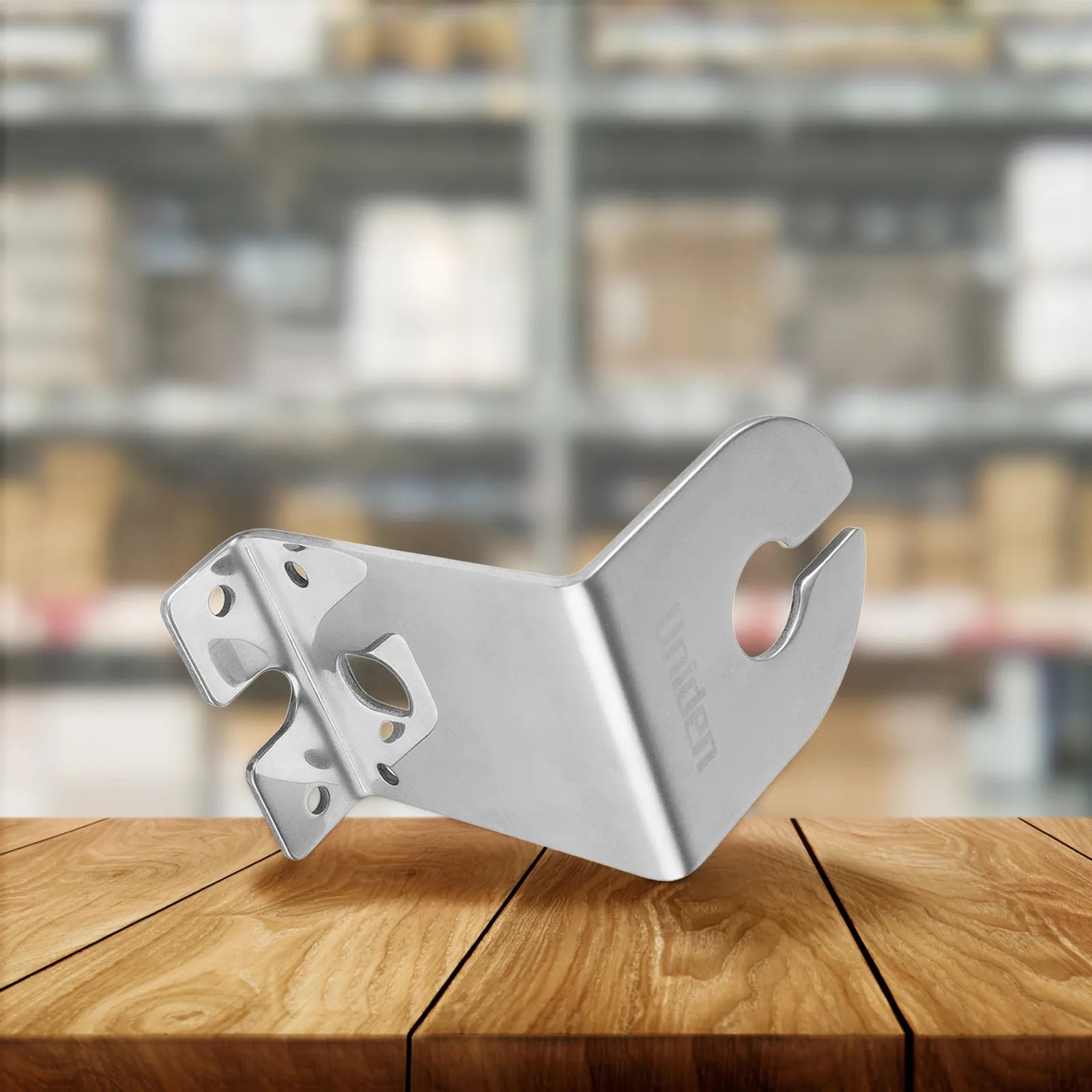 UNIDEN MGU-01 - Glossy L-Shaped Mount with Cable Slot