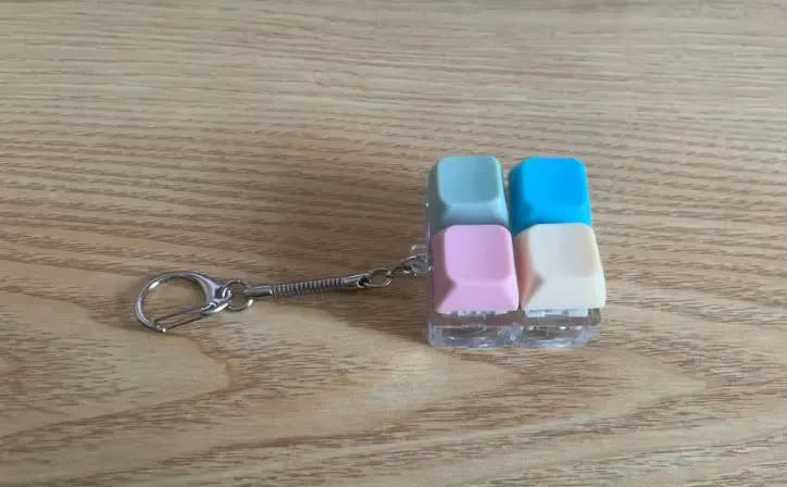 ADHIX ADXAURA - LED Light Mechanical Keycap Keychain Fidget Clicker