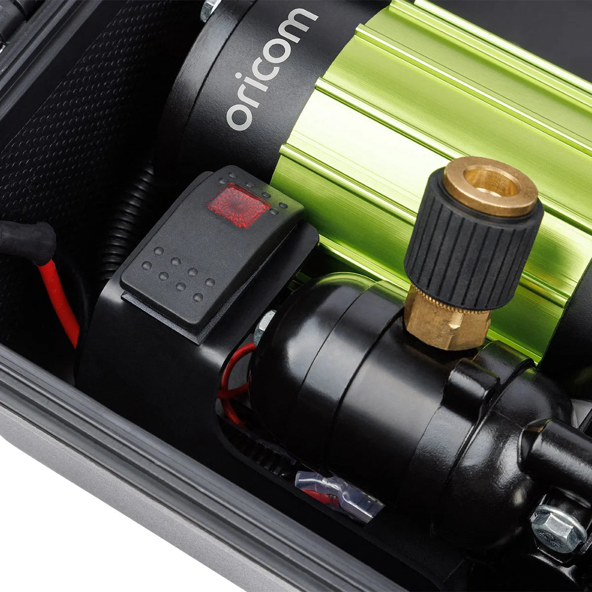 Oricom AIR30KIT Portable Air Compressor Kit with Heavy Duty Case + Twin Tyre Inflator/Deflator Combo