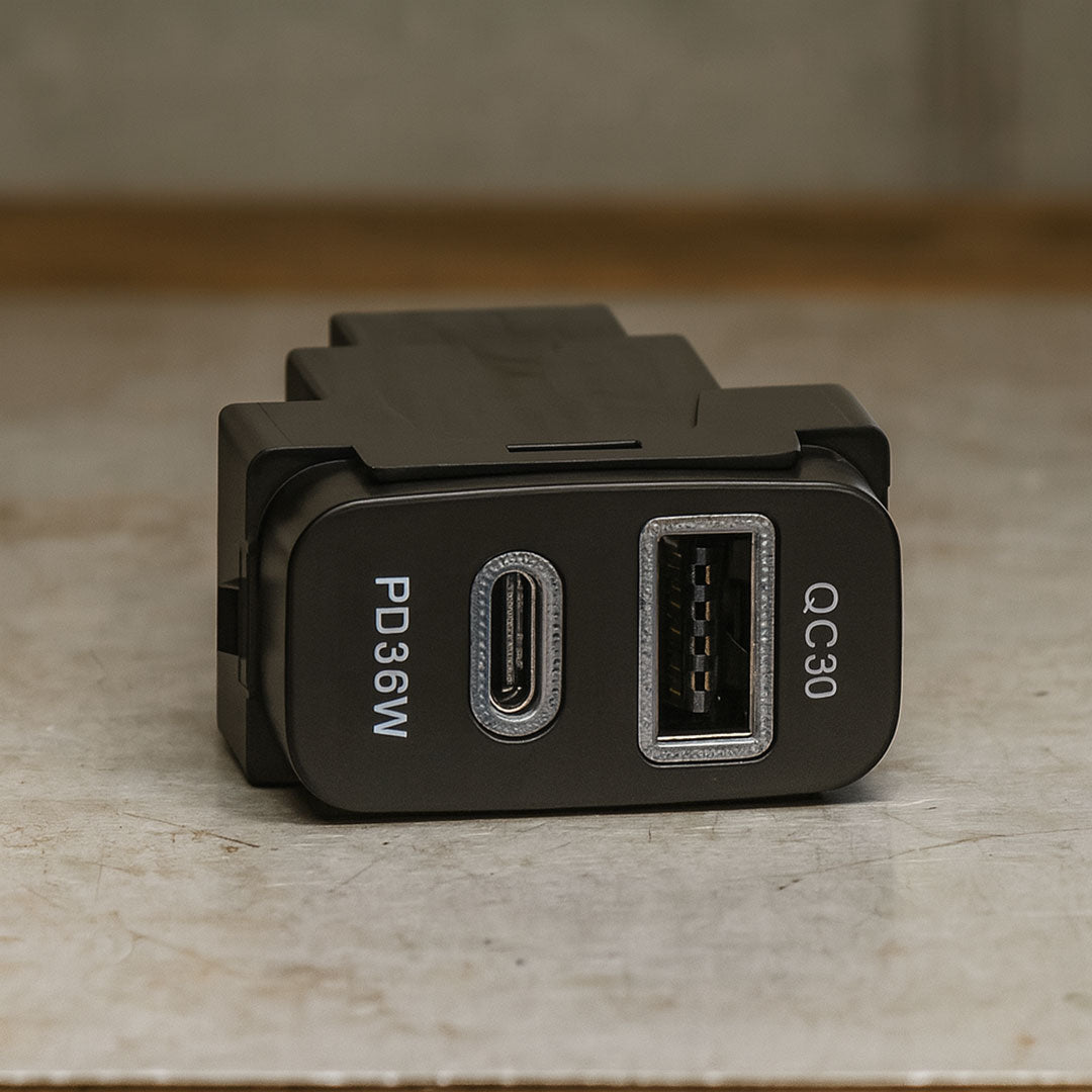 Aerpro APCCMT4| Dual USB-C PD36W & USB-A QC3.0 Charger to Suit Mitsubishi (19.5x36.5mm)