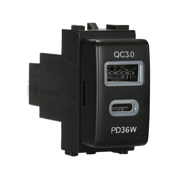 AERPRO APCCNS4 - Dual USB Charger USB-C PD36W / USB-A QC3.0 Nissan 21mm x 36mm