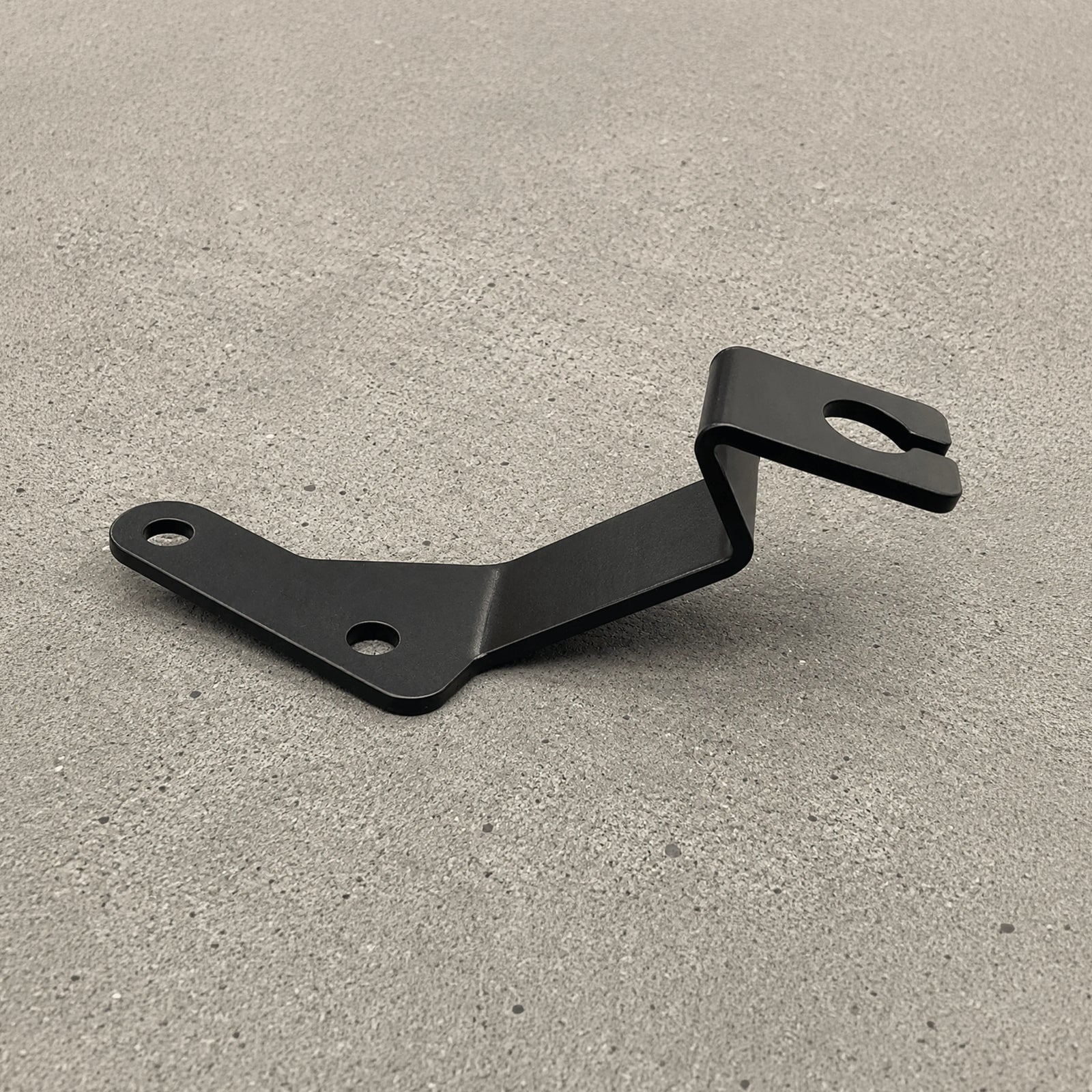 Aerpro APVCBB14 Bonnet Mount UHF Antenna Bracket Toyota Hilux 2005-2015