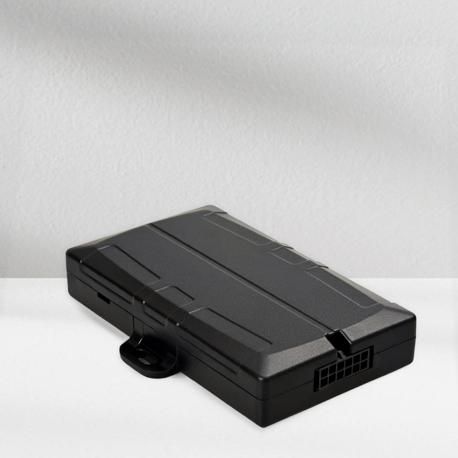 AXIS AVT3 - Commercial Vehicle GPS Tracker with 4G LTE and Fleet Management