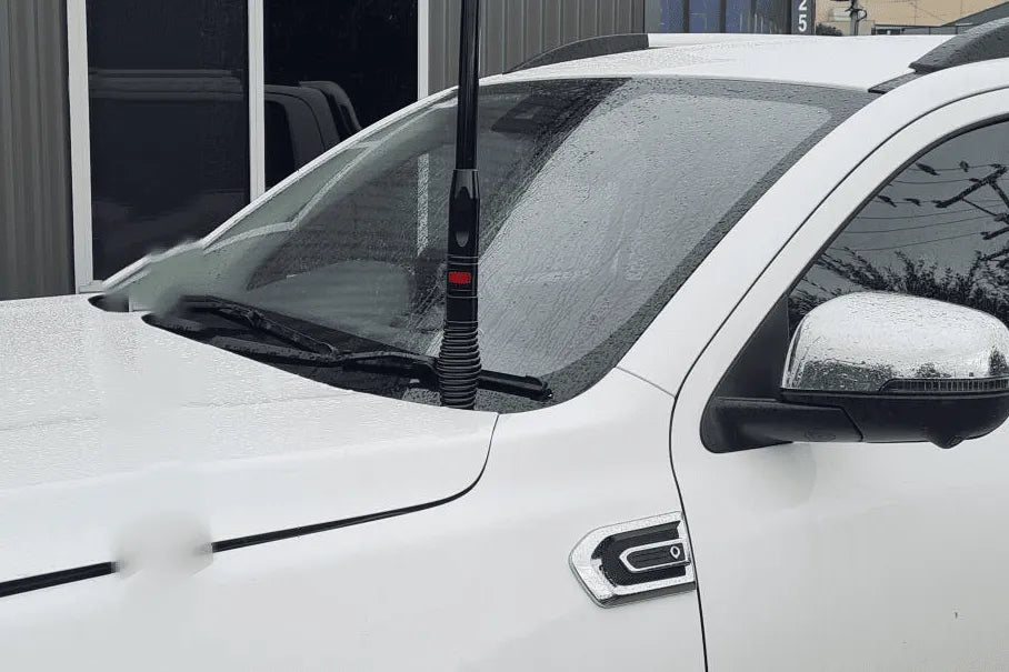 GMF4x4 BB-025P (025P-BB) UHF Antenna Bonnet Bracket To Suit Great Wall Cannon 2021+ - Passenger Side
