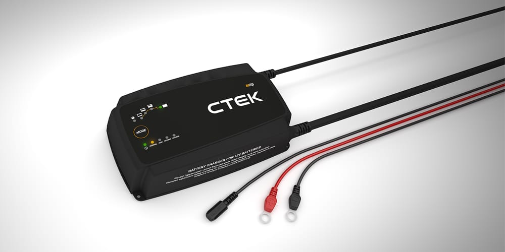 CTEK M25 25A Marine Charger - Professional High-Power Marine Battery Charger with Temperature Compensation and Lithium Compatibility