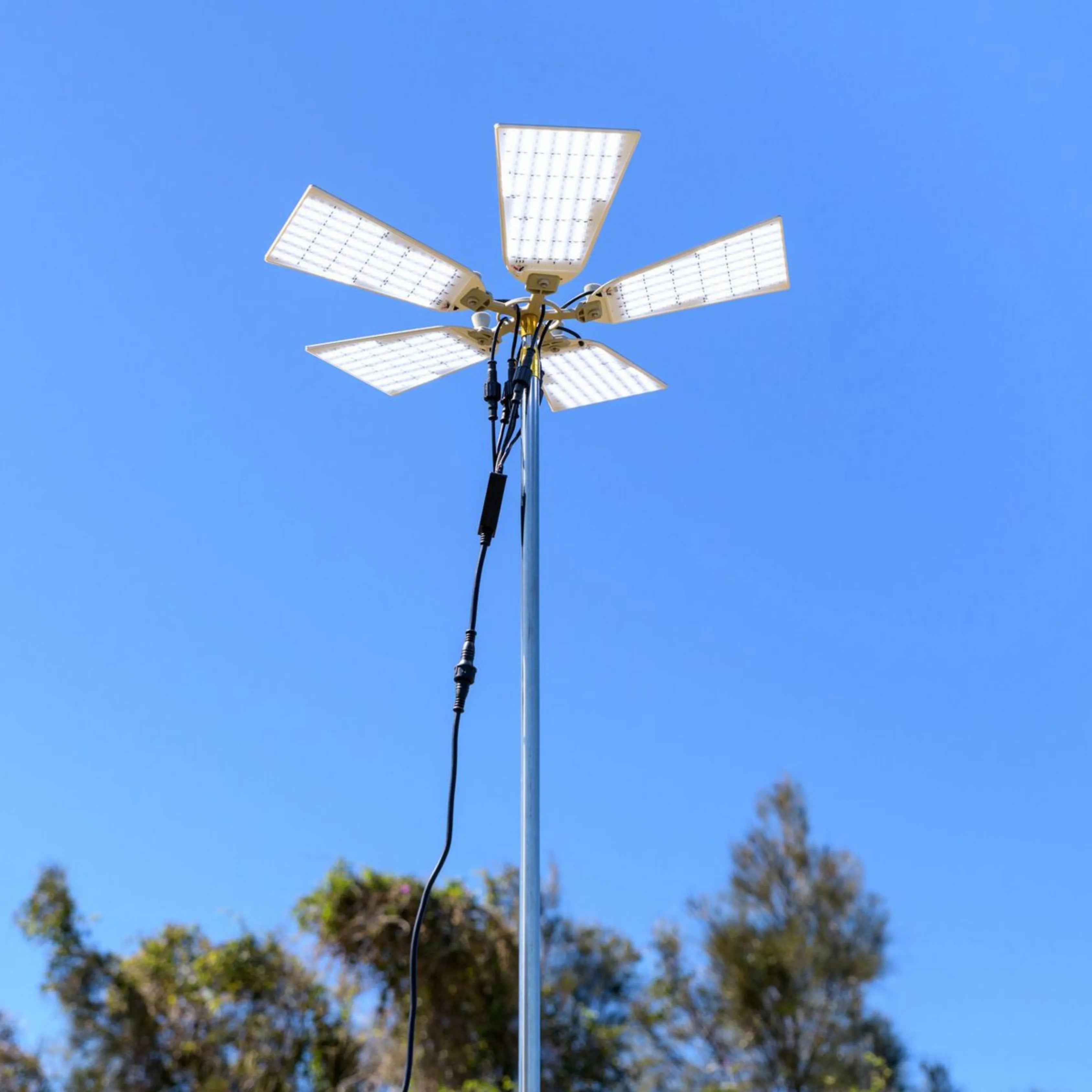 Drivetech 4x4 DT-5SMD Telescopic Camping Light