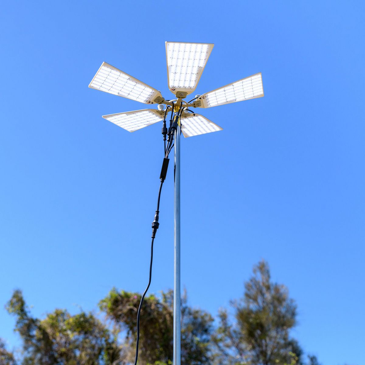 Drivetech 4x4 DT-5SMD Telescopic Camping Light - Dual Colour Dimmable 12V LED Overhead Area Light with 3.8m Telescopic Pole, IP67 Waterproof, 50m Illumination Range for 4WD Camping and Outdoor Adventures