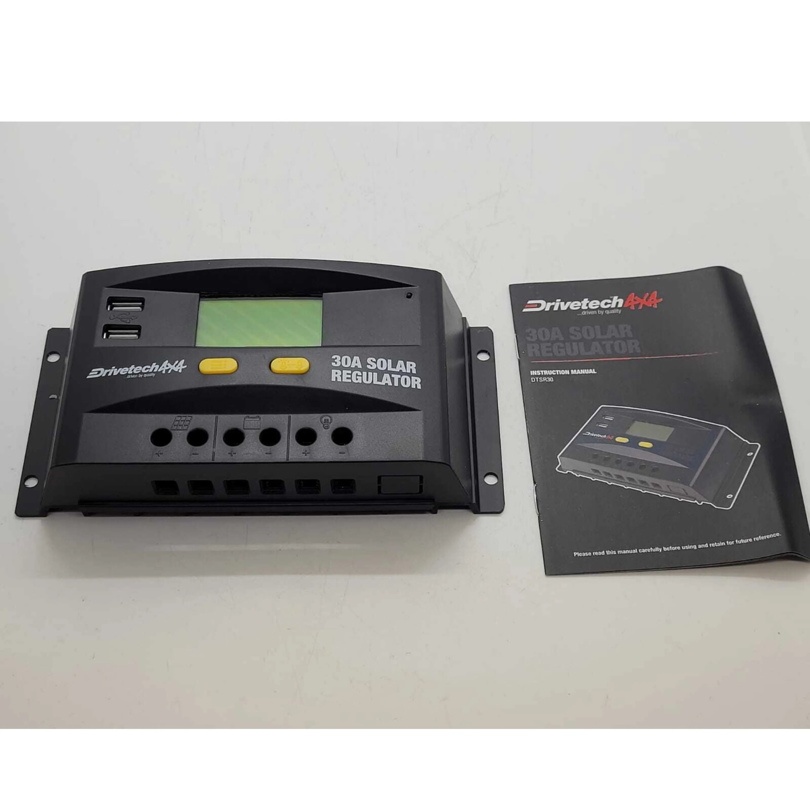 Drivetech 4x4 DTSR30 30A Solar Regulator and Monitor