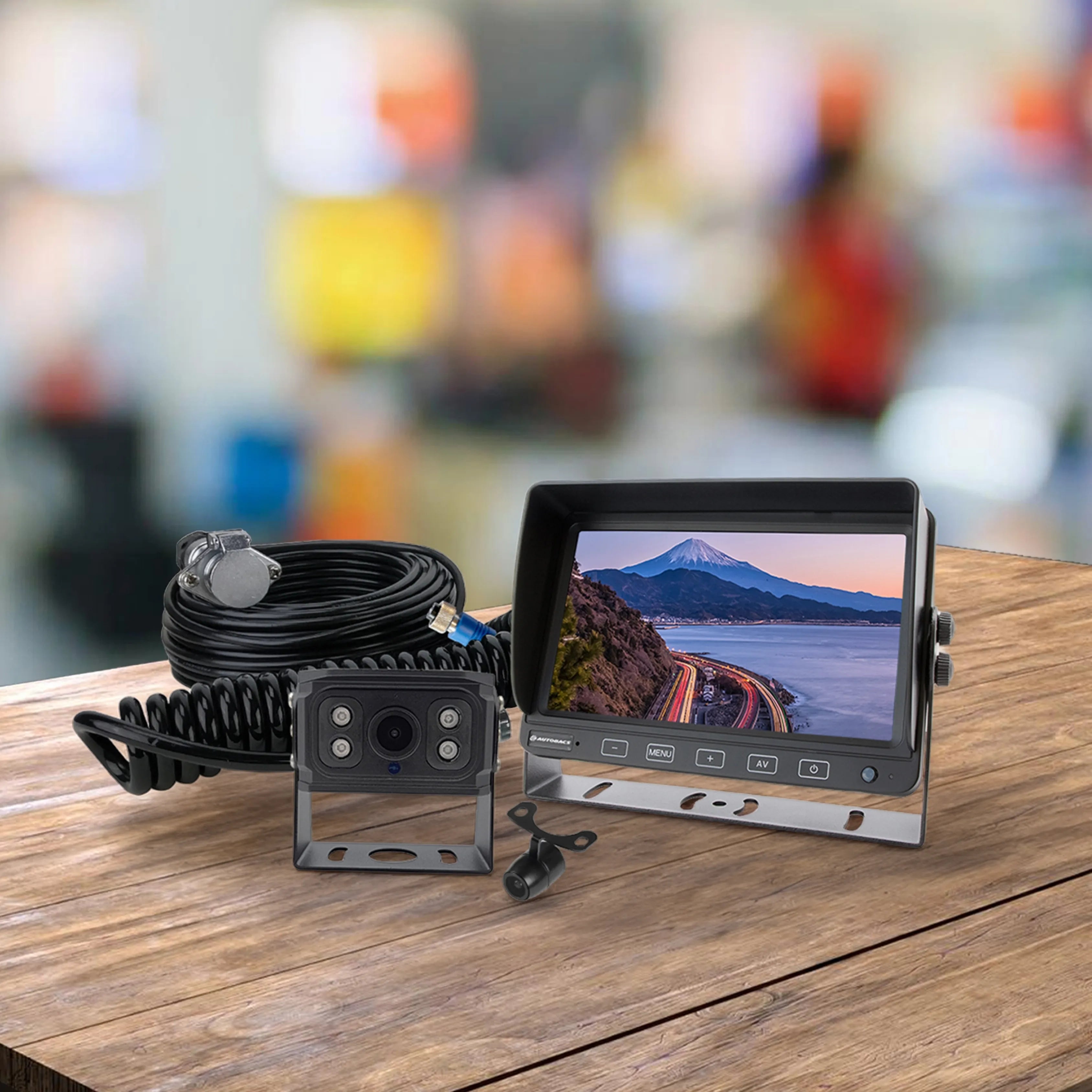 AUTOBACS HD7130CK - 7 Inch 2 Camera Caravan Kit