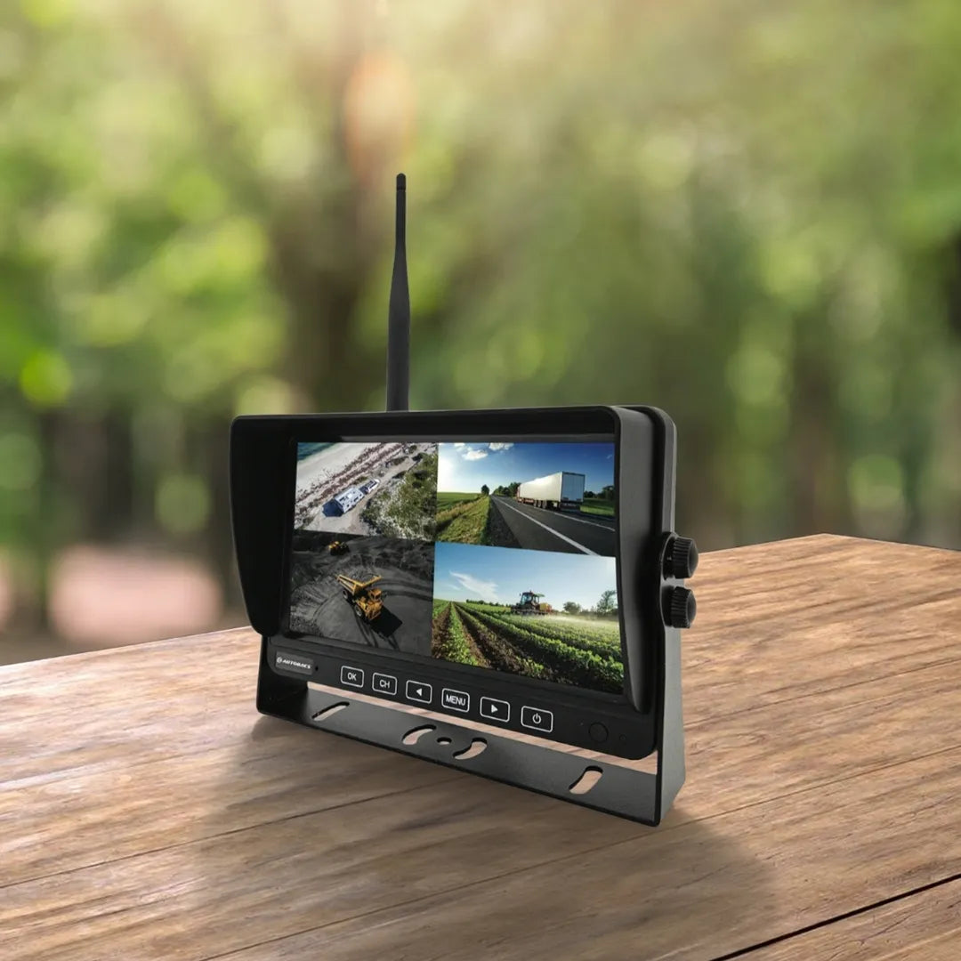 AUTOBACS HD74WK - 7 Inch High Res Wireless System