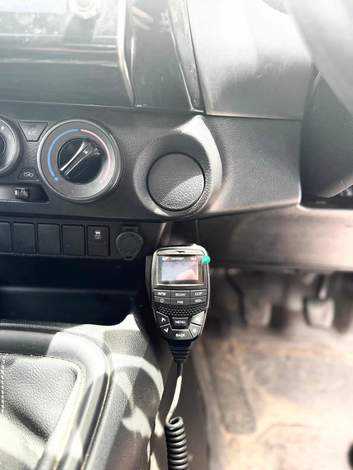GMF4x4 HP-234 Toyota Hilux N80 2015-Current Stainless Steel UHF Handpiece Mount