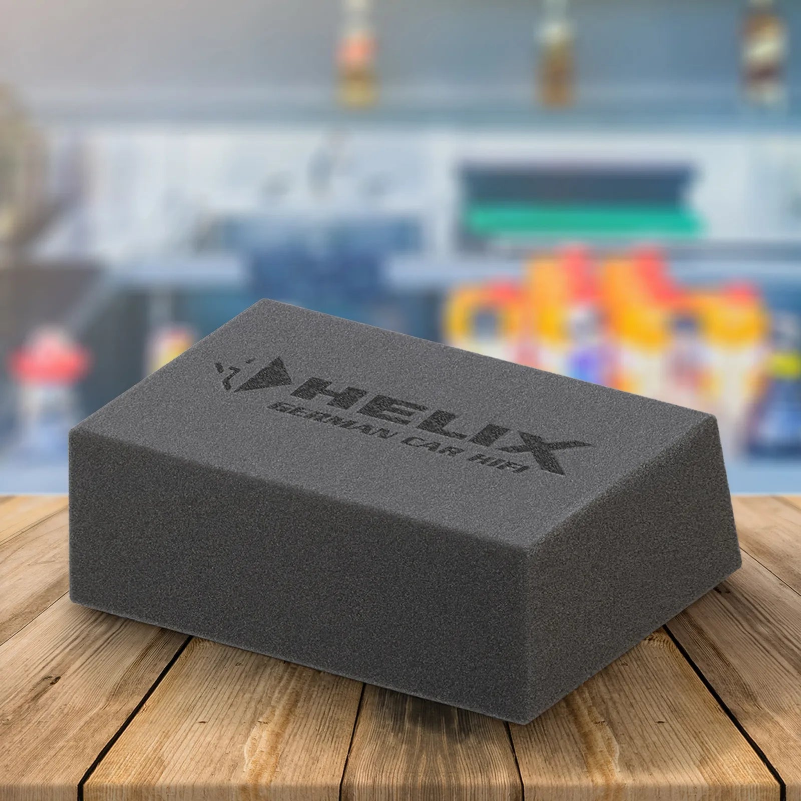 HELIX IK E10.1-DVC2 - 10" 300W RMS Vented Subwoofer Box | 2x2Ω