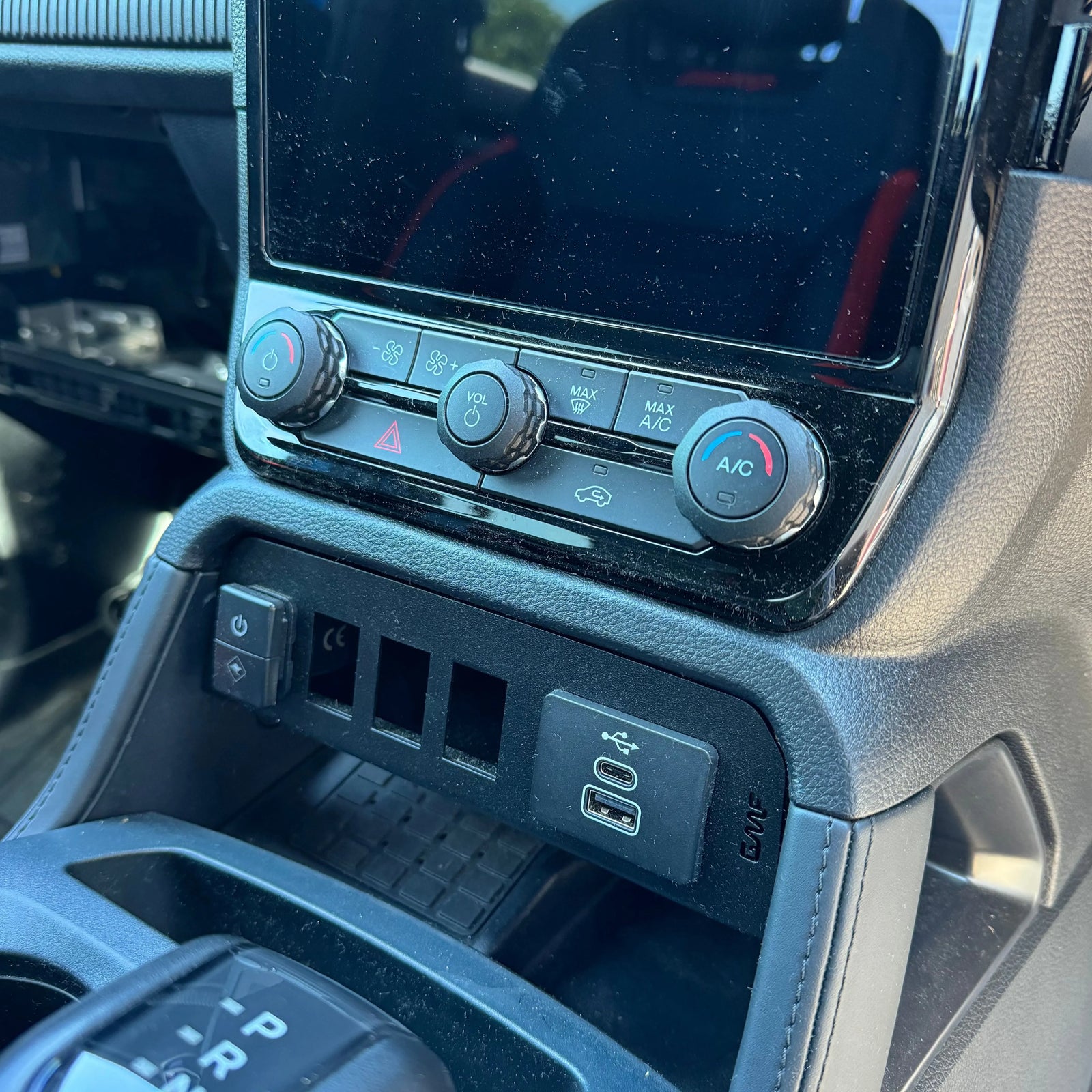GMF4x4 SW-1012 Next Gen Ford Ranger Wildtrak, Platinum, Limited, Raptor and Everest Switch Panel Insert Suits 12 Inch Screen