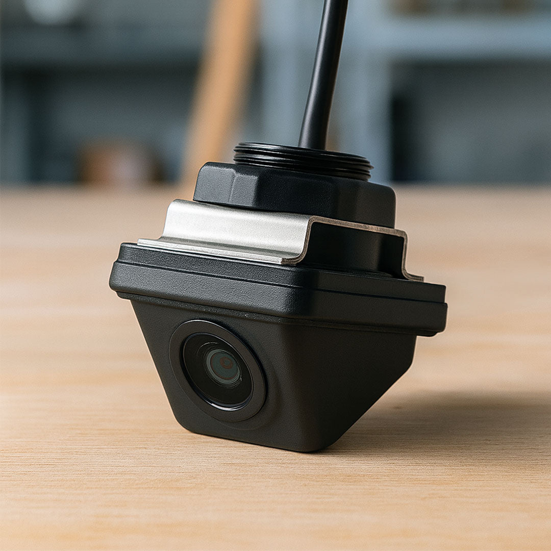 DNA RCO170 | CMOS Reverse Camera with OEM Stalk Mount – PAL/NTSC, IP68 Waterproof, 170° View Angle