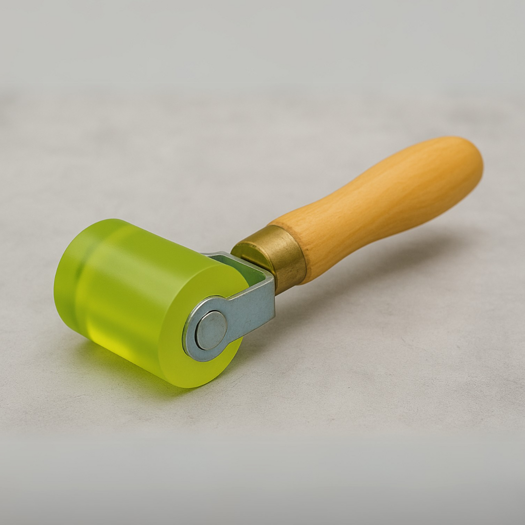 TITAN ROLLA | Durable Application Roller for Smooth, Even Coating | Premium Paint & Adhesive Tool
