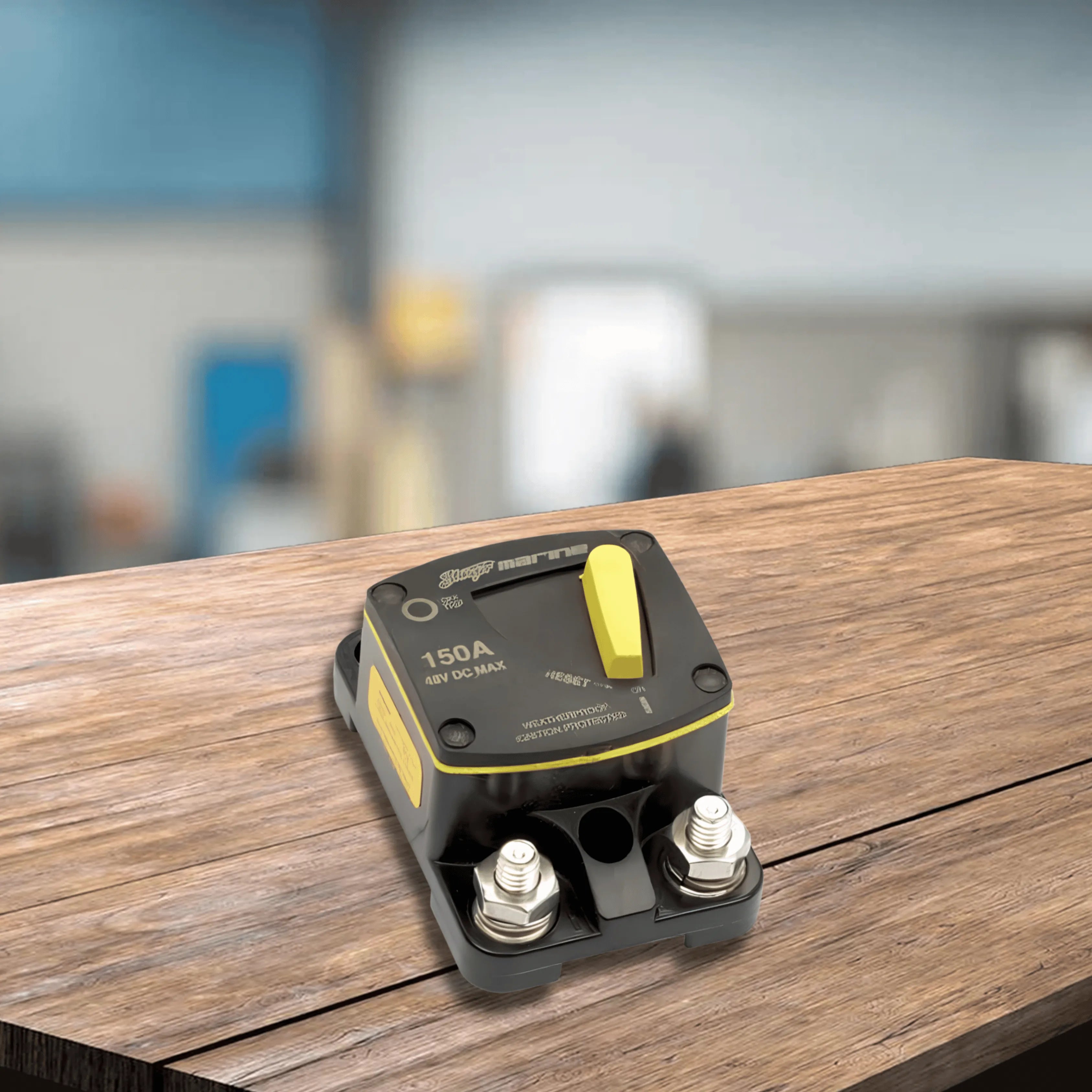 Stinger SCBM150 150-AMP Marine-Grade Circuit Breaker