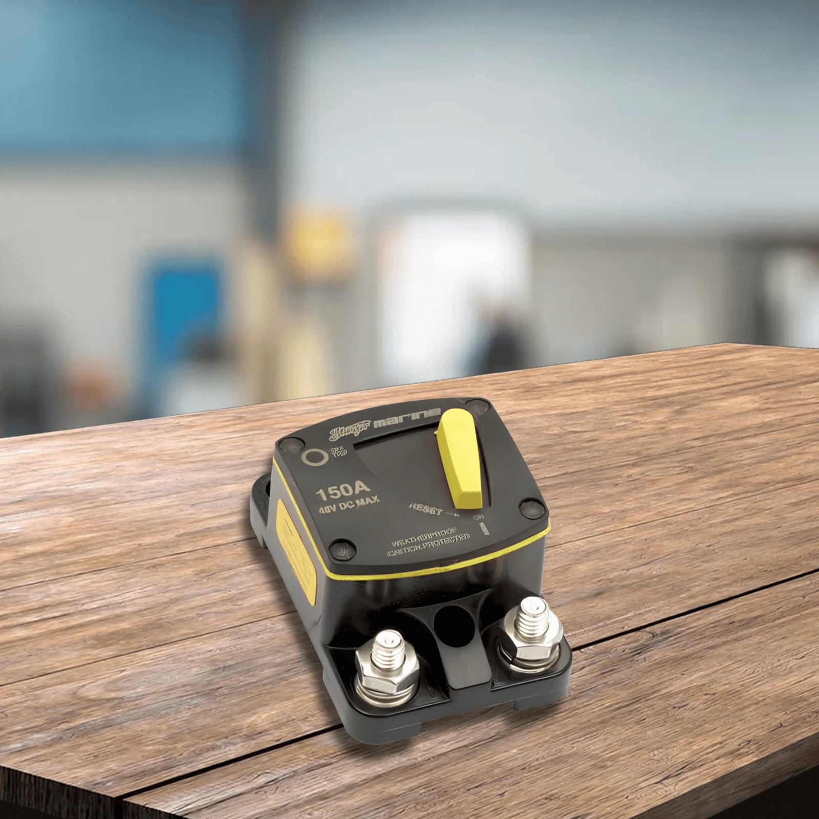 Stinger SCBM150 150-AMP Marine-Grade Circuit Breaker