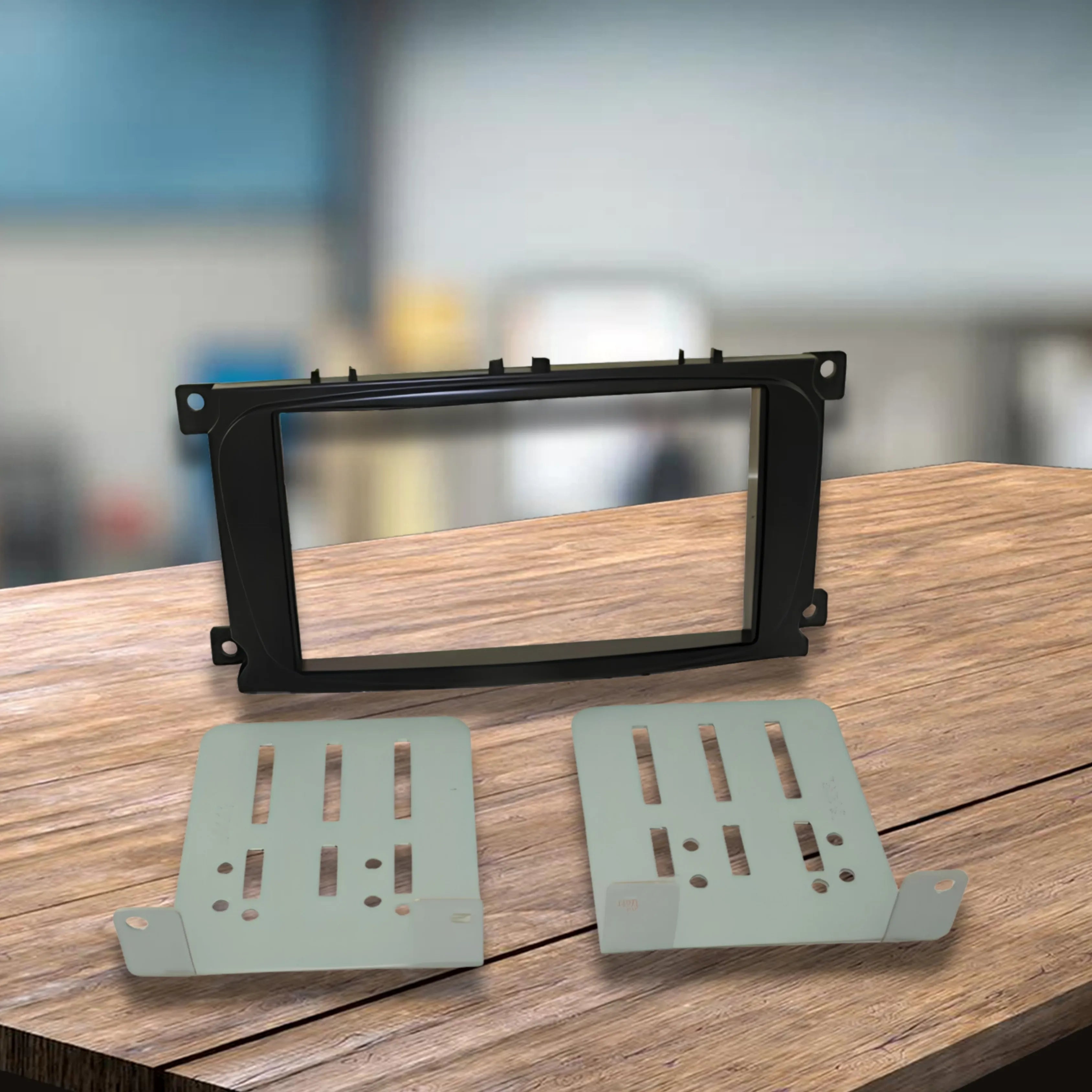 Stinger SFDFR05 Ford Double DIN Radio Fascia Kit