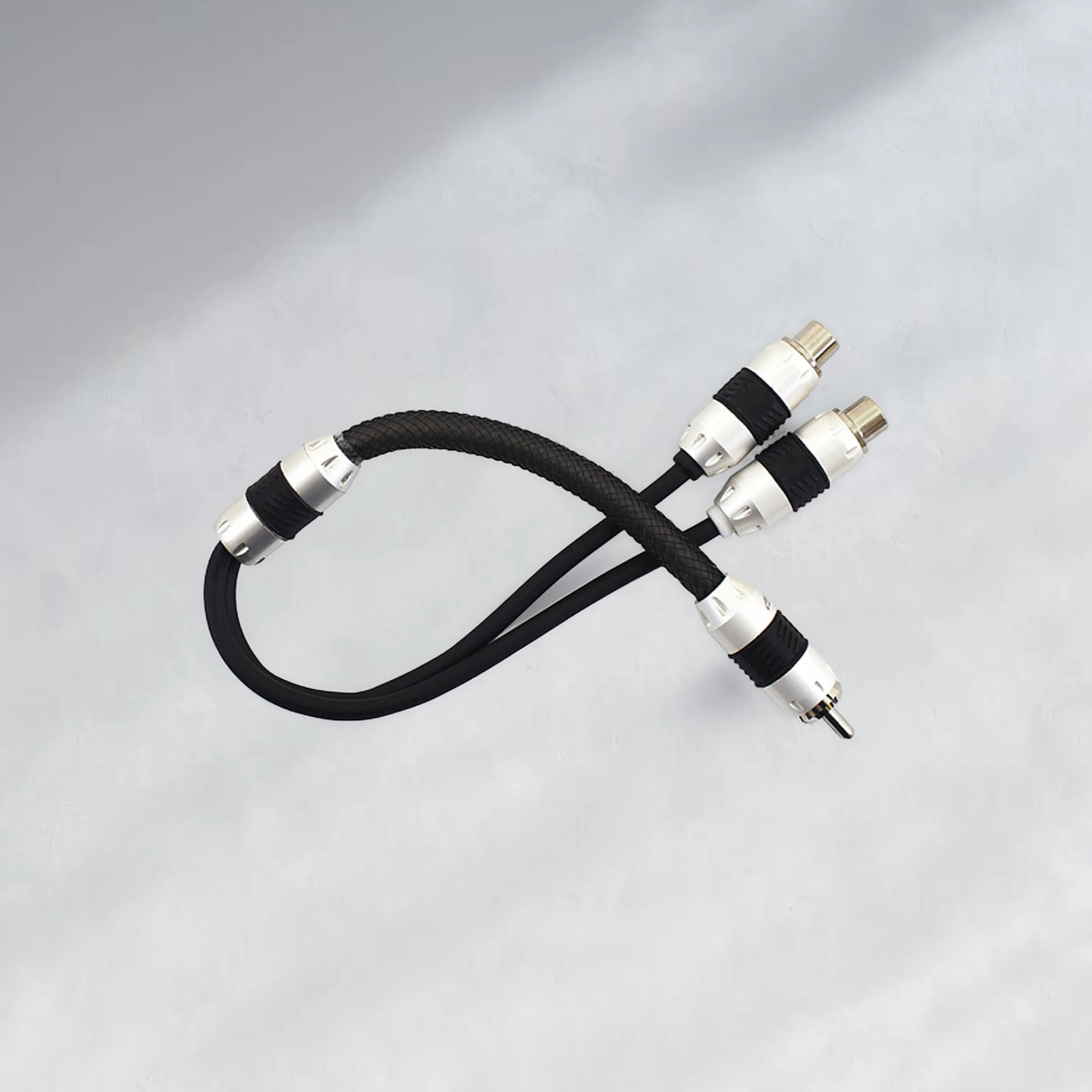 Stinger SI82YF 8000 Series RCA Y-Splitter 2 Female to 1 Male