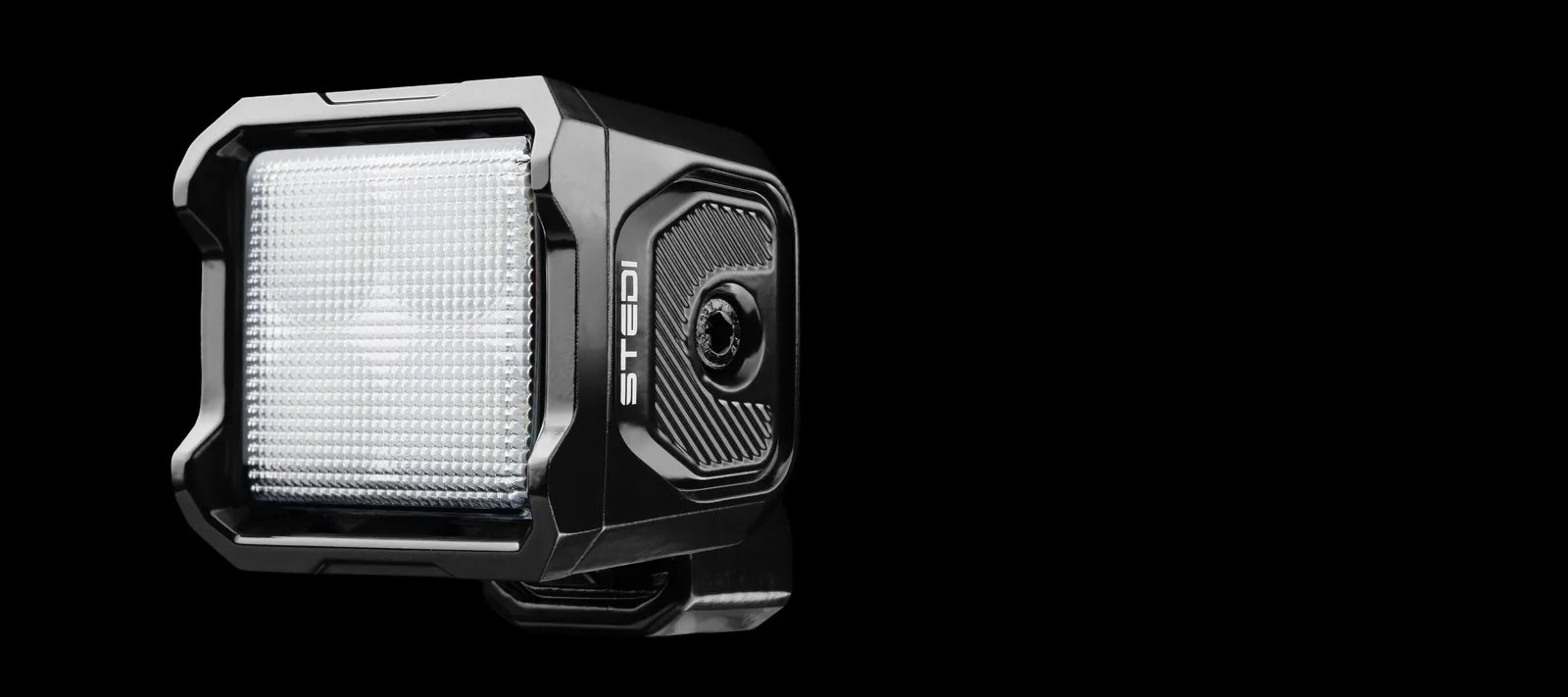STEDI ST-04-G4-004 G4 Black Ultra Flood Work Light 80° IP68