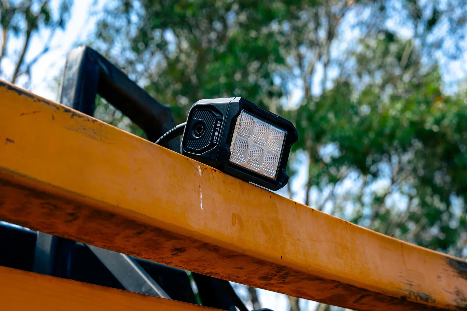 STEDI ST-04-G6-001 G6 Black Flood Work Light 6x CREE XP-L2