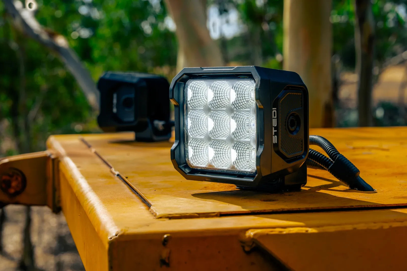 STEDI ST-04-G9-001 G9 Black Flood Work Light 9x CREE XP-L2