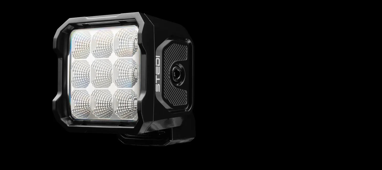 STEDI ST-04-G9-001 G9 Black Flood Work Light 9x CREE XP-L2