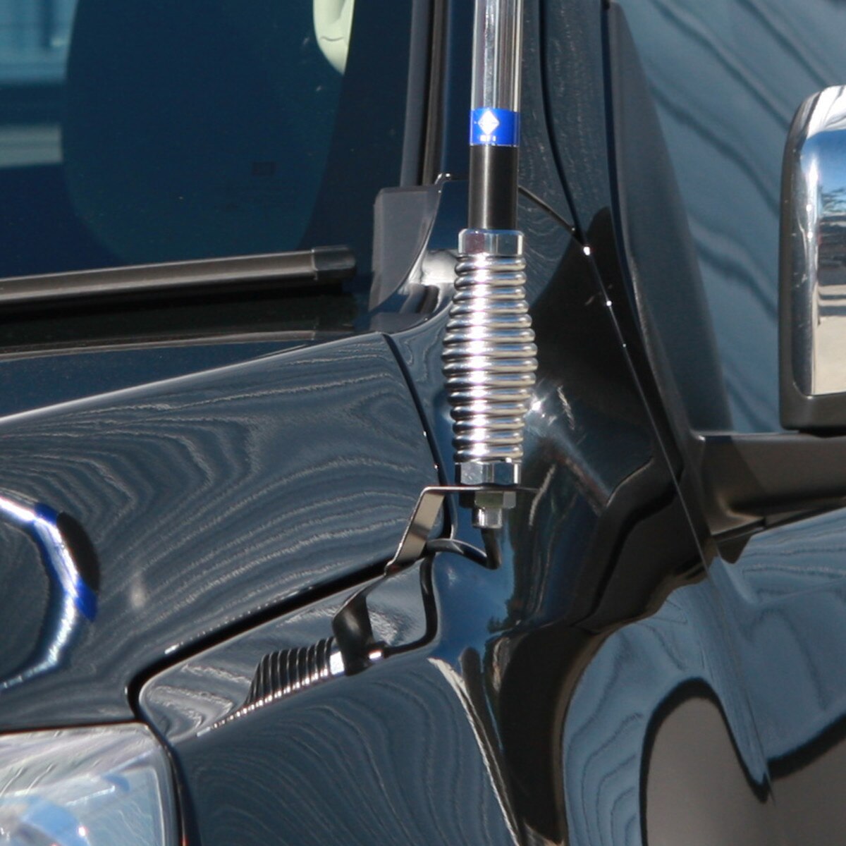 RFI TLM-2-BT50 Heavy Duty Stainless Steel Z Guard Bracket with 6mm Slot - Vehicle-Specific Black Powder-Coated 16mm Hole Fender Mount for Mazda BT-50 with Built-In Compensating Angle and Professional Antenna Mounting