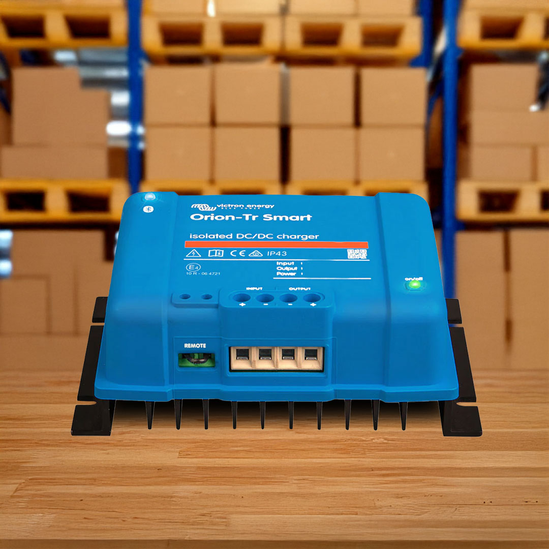 Victron Energy ORI484838120 | 48/48-8A (380W) Isolated DC-DC Charger | Orion-Tr Smart