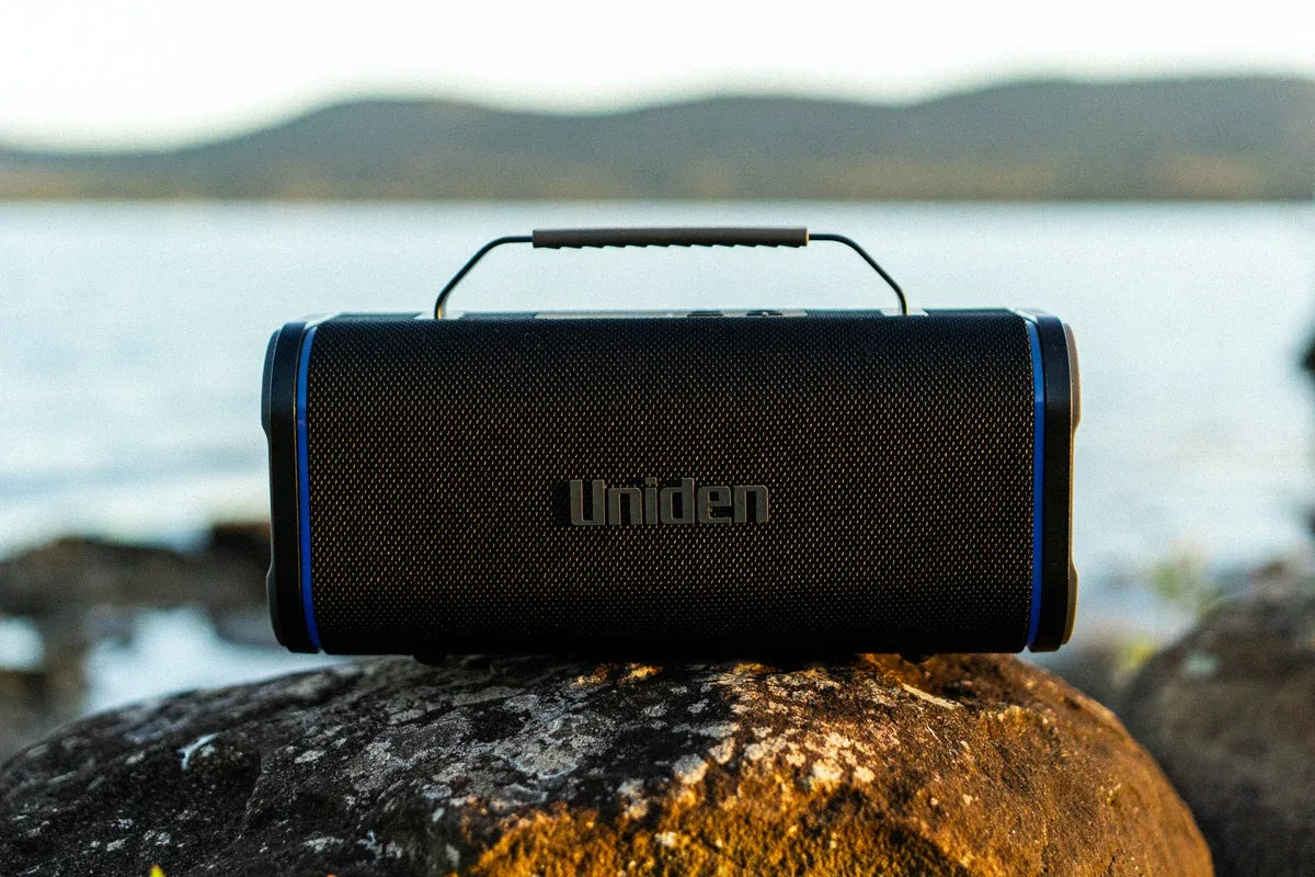 Uniden Looop Yon 100W Bluetooth Speaker IP67 Power Bank Handle