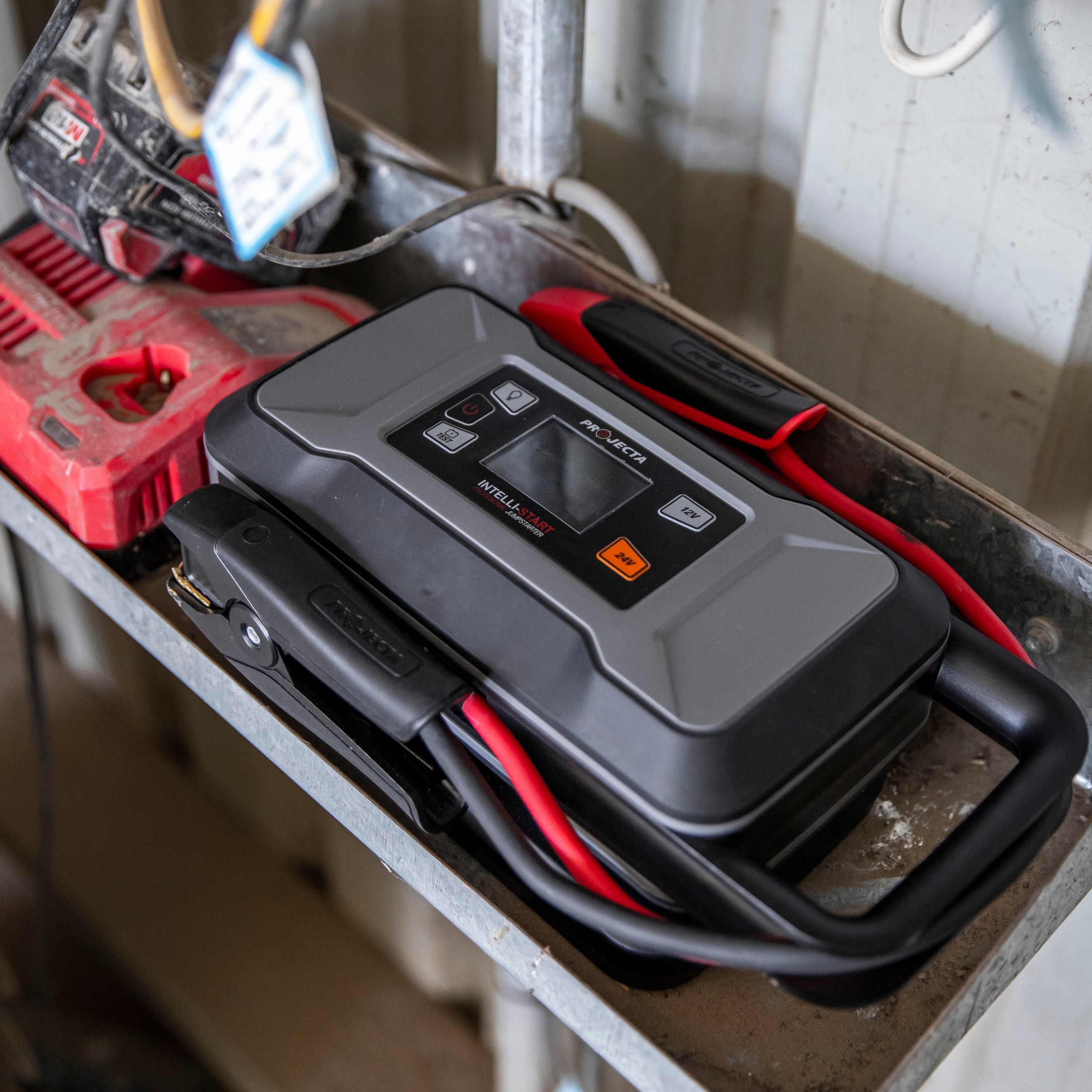 Projecta IS2000 Intelli-Start 12/24V 2000A Lithium Jump Starter