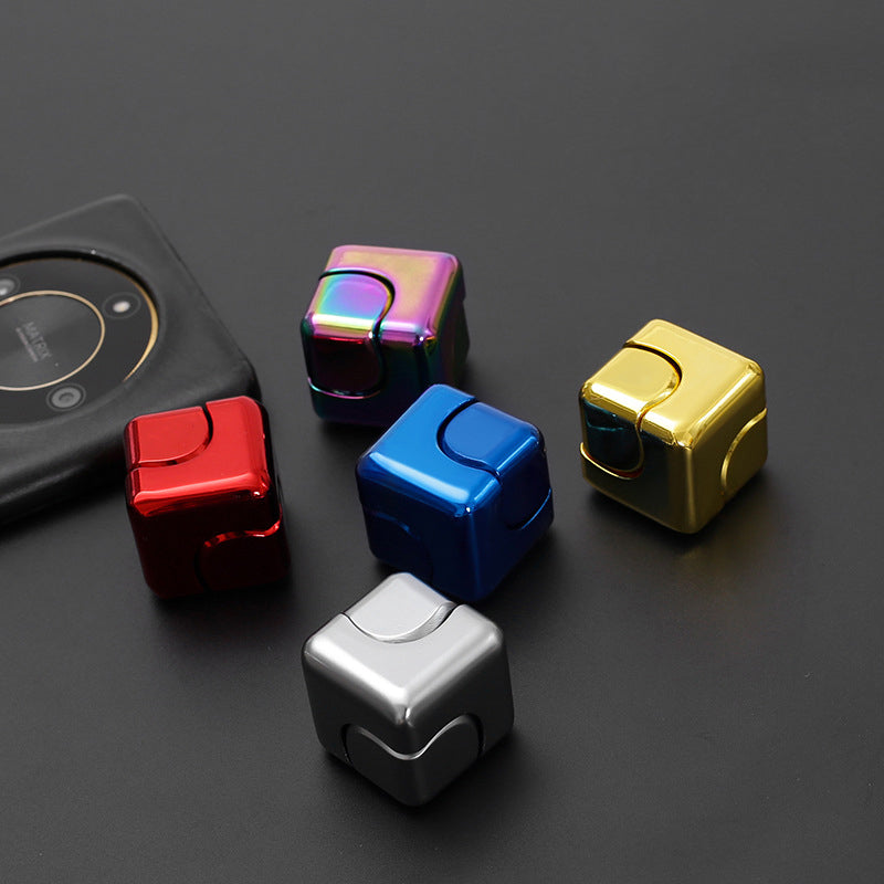 ADHIX ADXAPEX - Small Square Dice Fingertip Gyro Metal Magic Finger Fidget Spinner Cube